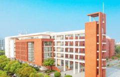 <b>不进国企、搞科研</b>